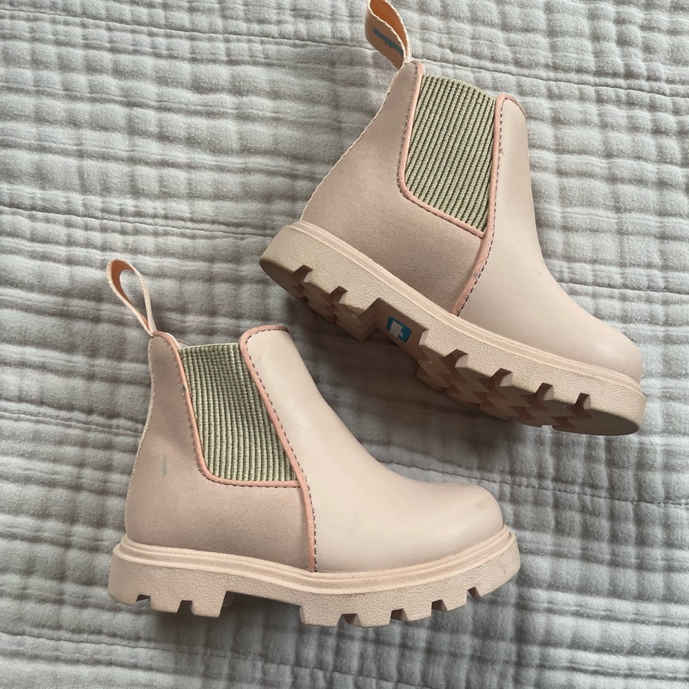 Worn once pink native Chelsea boot.